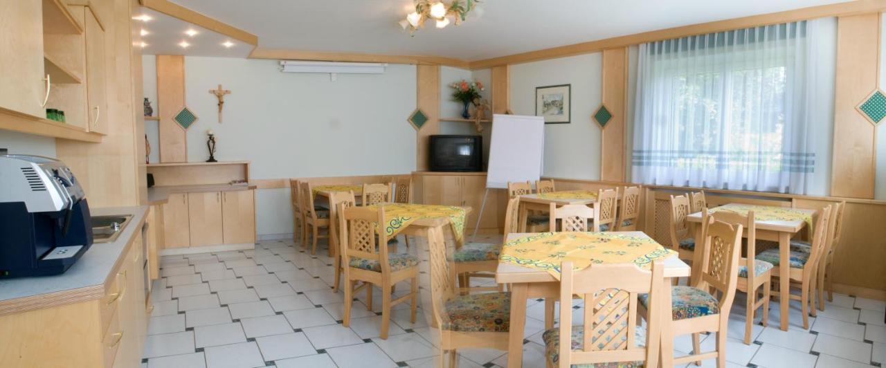 Restaurant Gaestehaus Seiger Sankt Lorenzen bei Knittelfeld Exterior foto