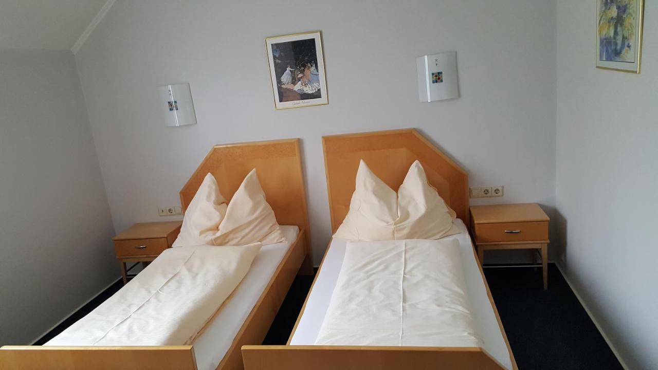 Restaurant Gaestehaus Seiger Sankt Lorenzen bei Knittelfeld Habitación foto